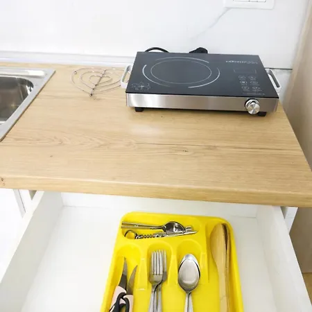 Cozy With Sunny Terrace * ティラナ