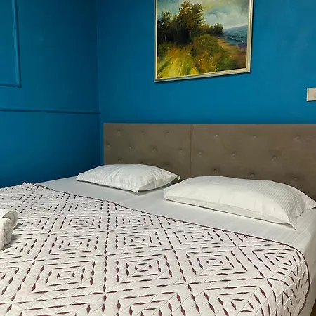 Cozy With Sunny Terrace