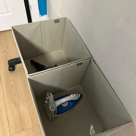 Cozy With Sunny Terrace شقة *